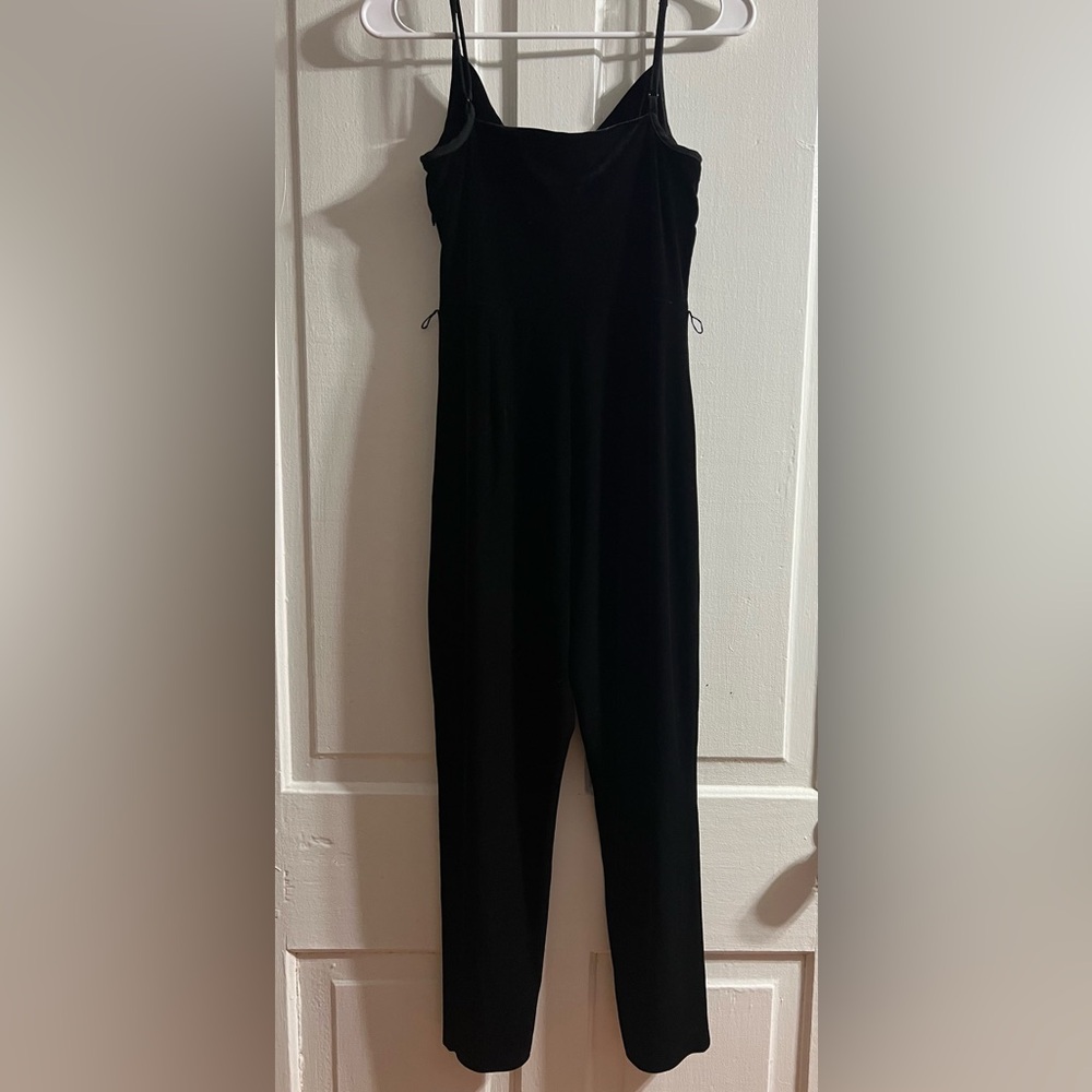 Elegant Black Velour Jumpsuit - Picture 4 of 4